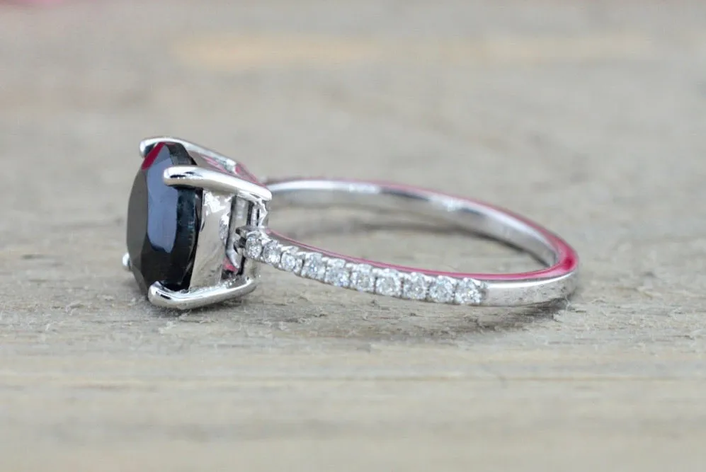 14k White Gold Diamond and Black Onyx ring