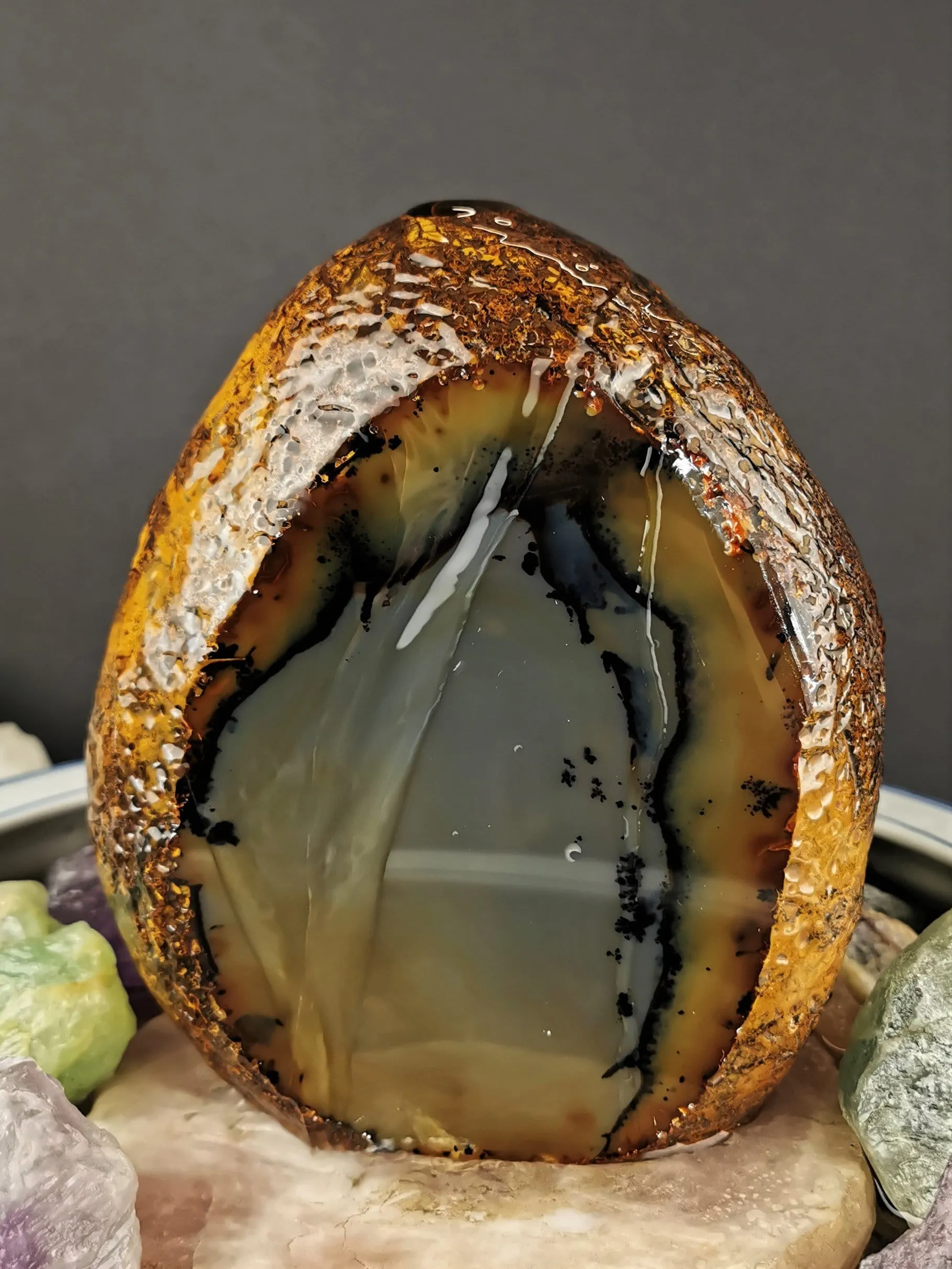 Agate Fountain Topper