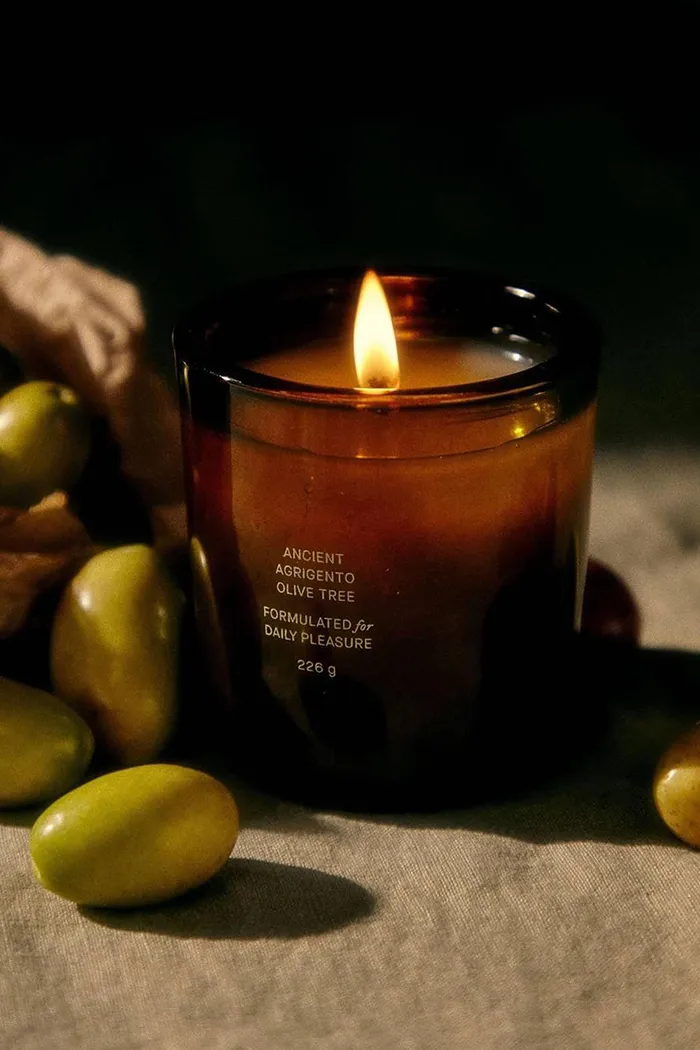 ANCIENT AGRIGENTO OLIVE TREE CANDLE