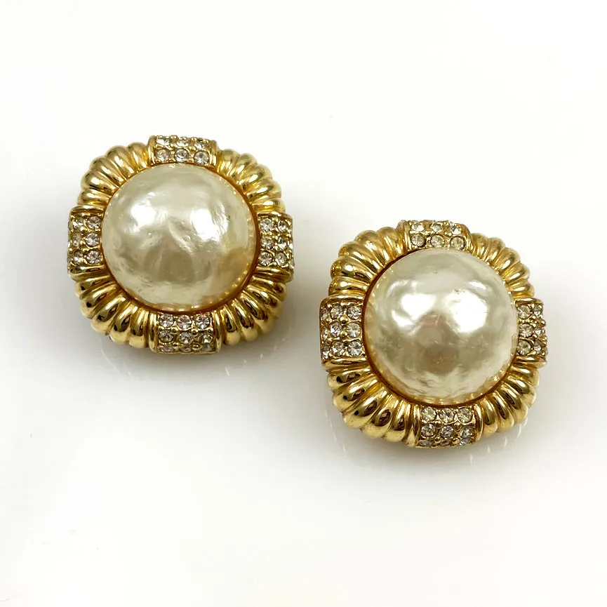 Ciner Pearl and Rhinestone Gold Clip On Earrings Vintage