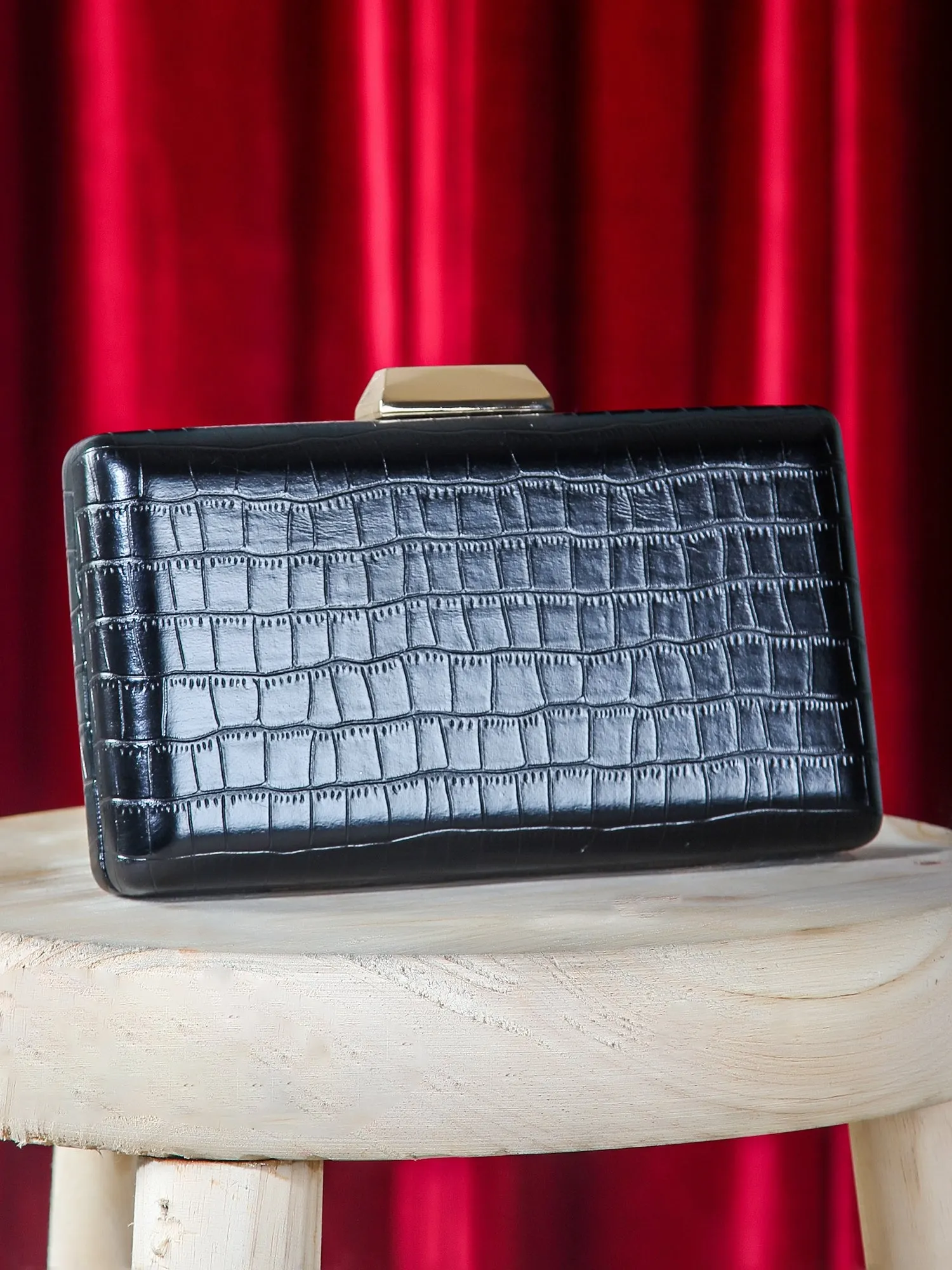 Croco Effect Clutch