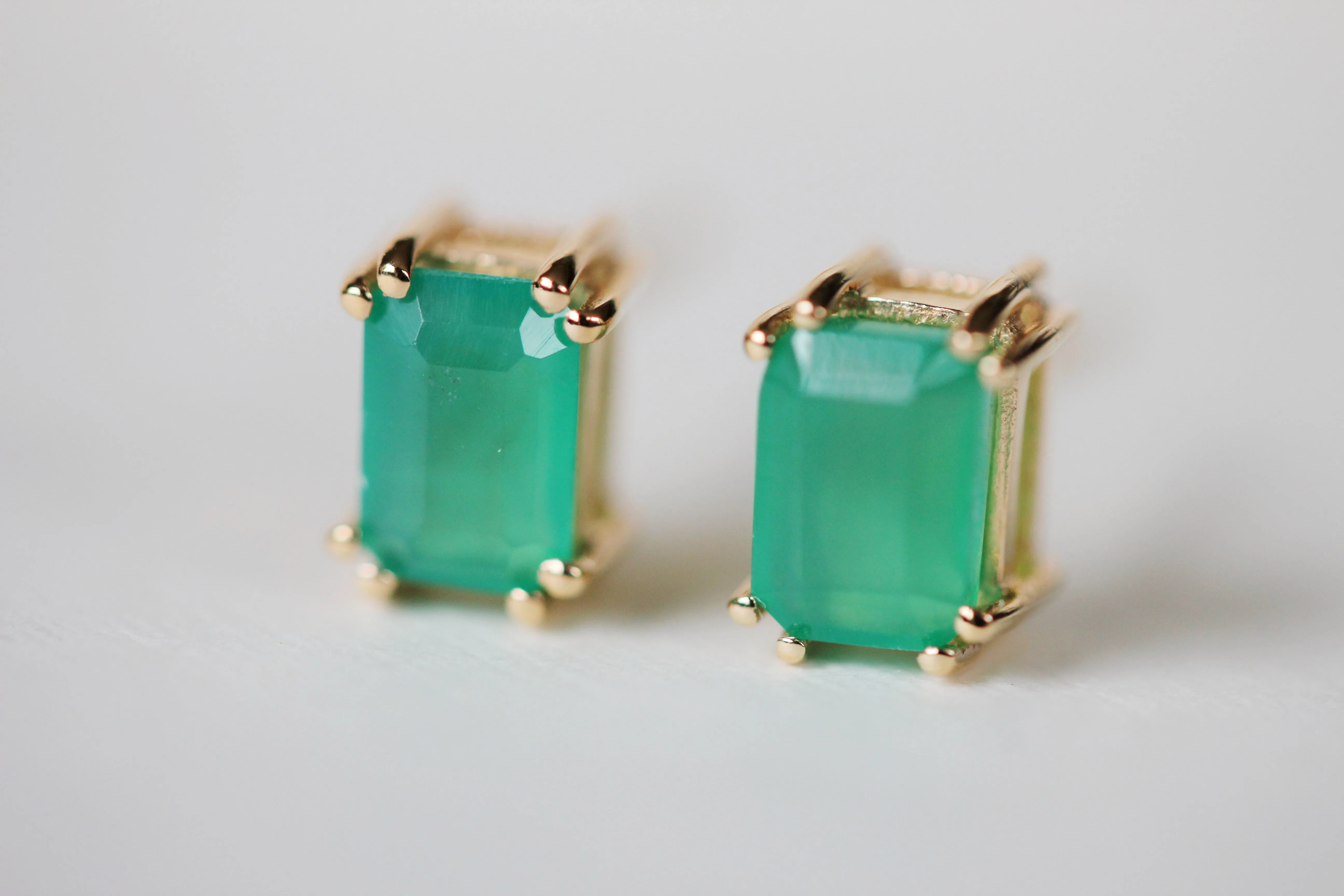 Lake Studs in Green Onyx