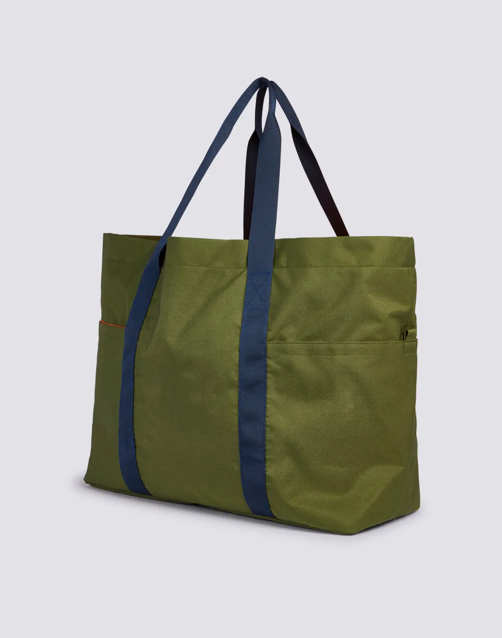 MILITARY TOTE BAG CON DETTAGLI A CONTRASTO