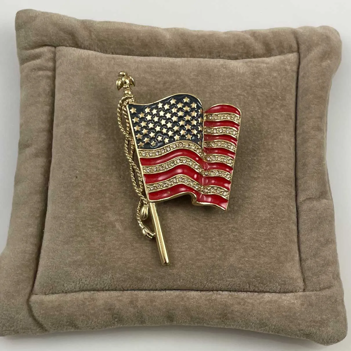 Monet American Flag Brooch United We Stand