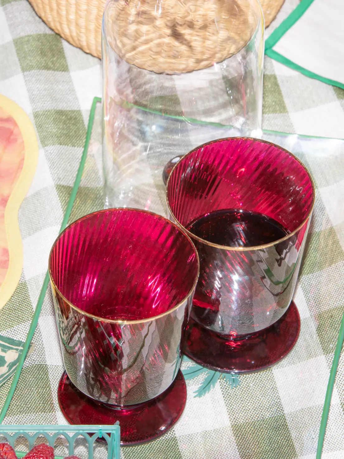 The Twisted Glass, Set of 4 - Raspberry Royalty / Glass