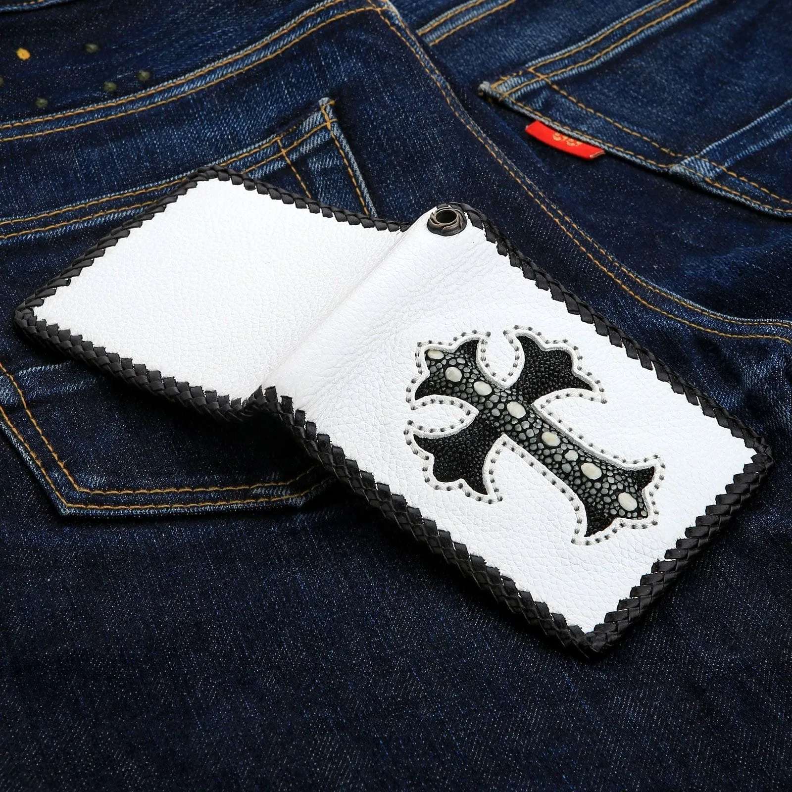 White Stingray Cross Biker Wallet