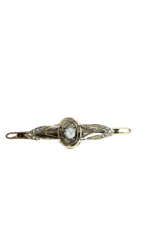 WHT Topaz Seed Pearl Pin